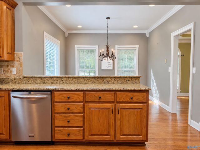 1413 State Street NW, Hartselle, AL 35640