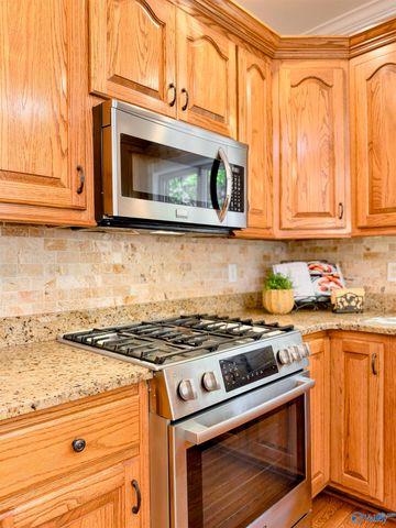 1413 State Street NW, Hartselle, AL 35640