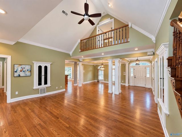 1413 State Street NW, Hartselle, AL 35640