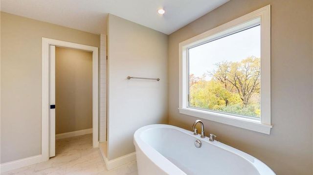 4044 Merriam Road, Minnetonka, MN 55305