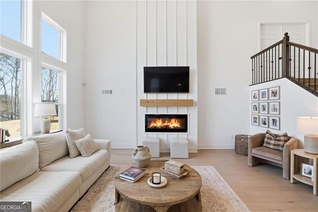 8005 Scenic Ridge Way, Ball Ground, GA 30107