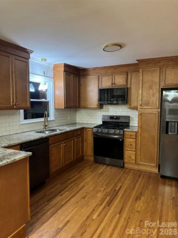 4200 Murrayhill Road, Charlotte, NC 28209