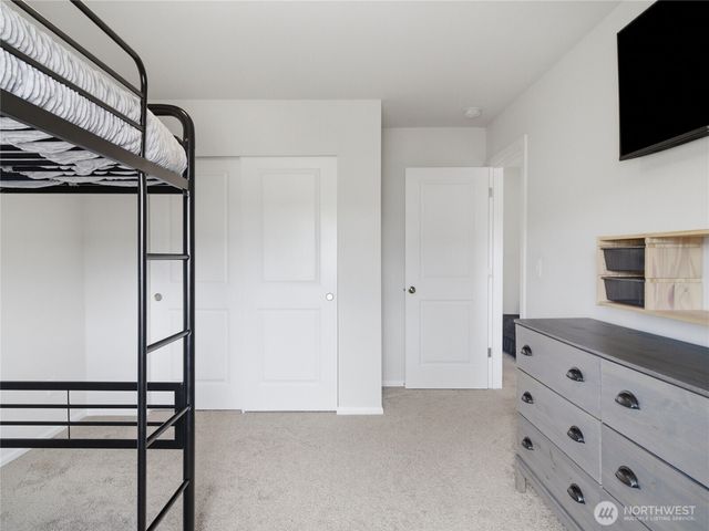 15069 Iverson Loop SE, Yelm, WA 98597