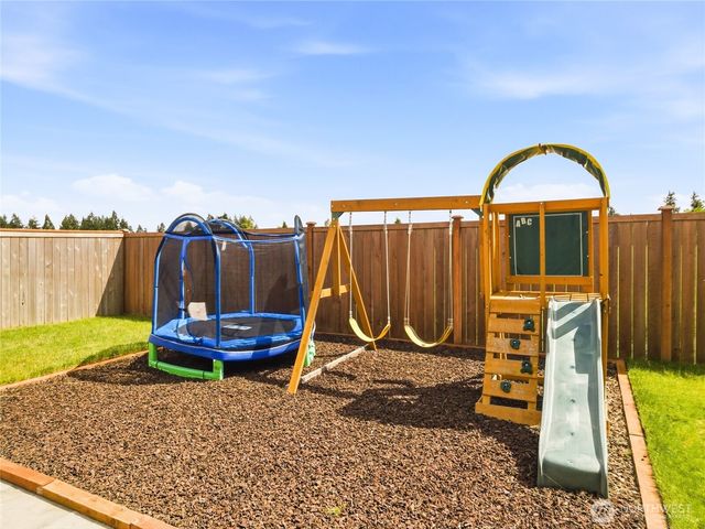 15069 Iverson Loop SE, Yelm, WA 98597