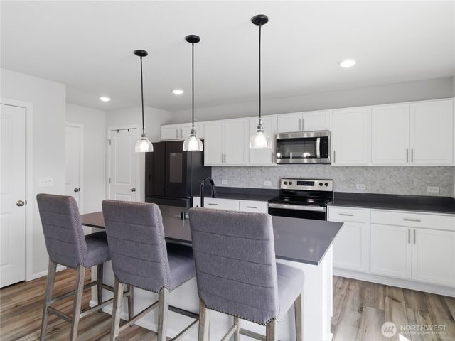 15069 Iverson Loop SE, Yelm, WA 98597