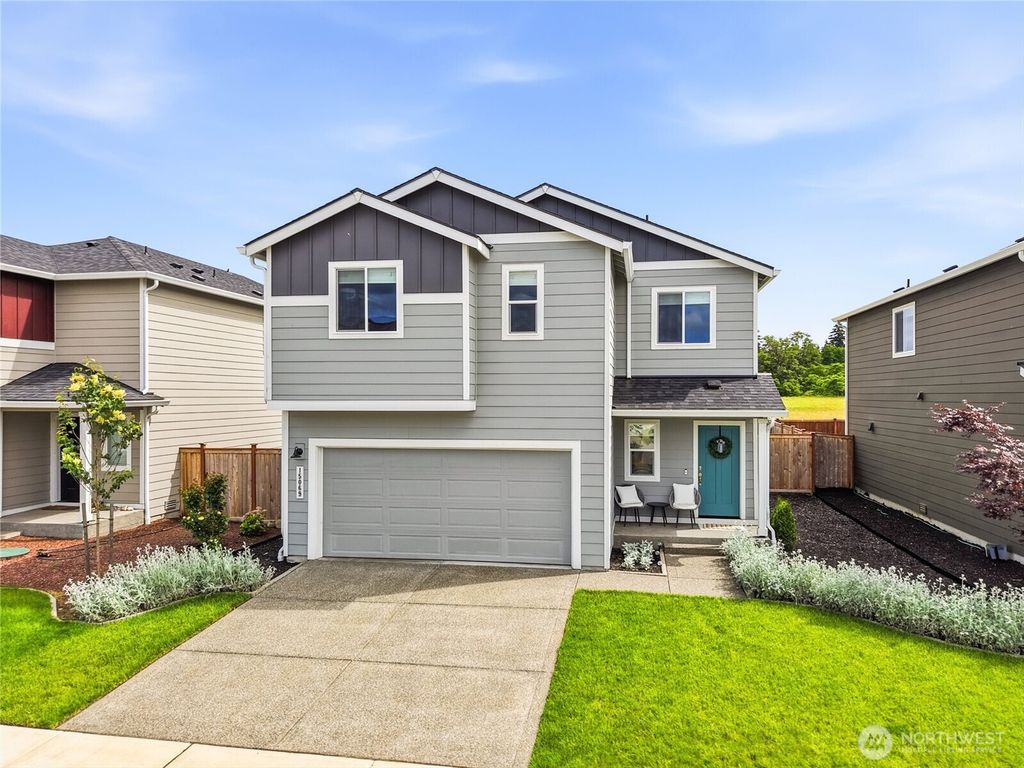 15069 Iverson Loop SE, Yelm, WA 98597