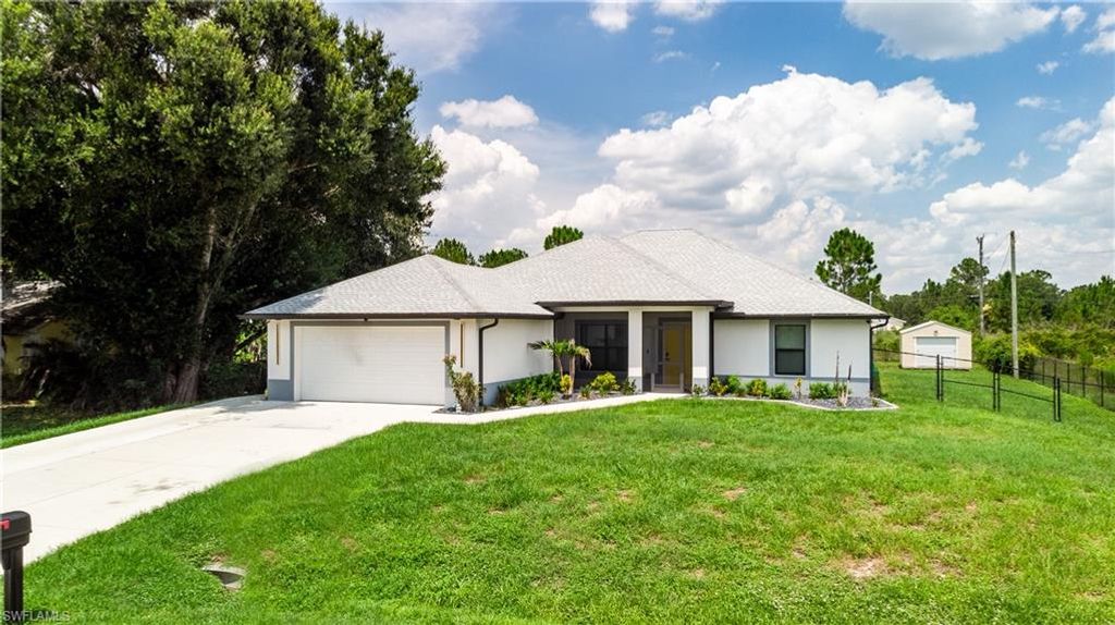 1012 Calvin AVE, LEHIGH ACRES, FL 33972 — photo 2