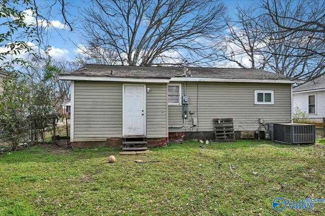 409 10th Avenue SW, Decatur, AL 35601