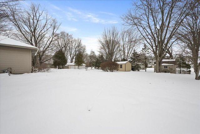 3099 N 350 E, Rolling Prairie, IN 46371