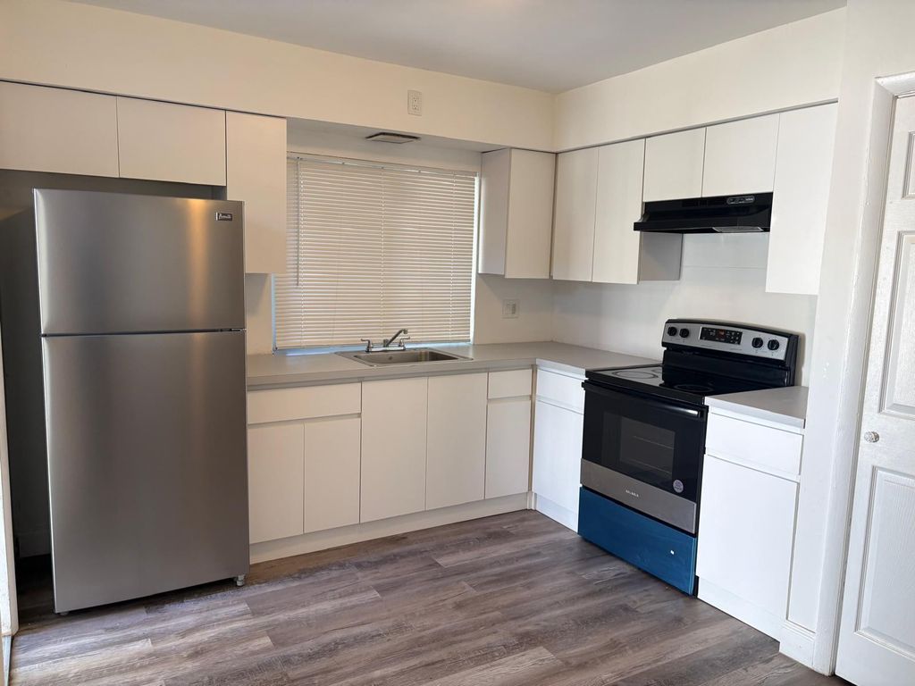 2206 Adams Street 7, Hollywood, FL 33020