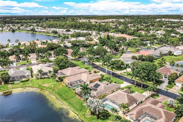 914 Marble DR, Naples, FL 34104