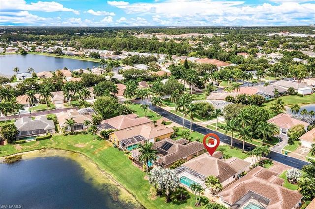 914 Marble DR, Naples, FL 34104