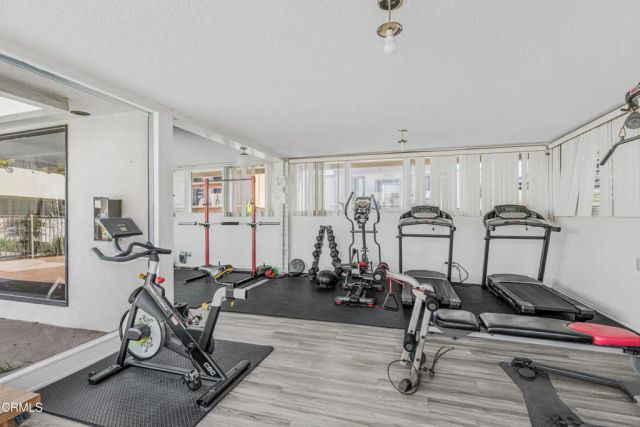 1331 Edgewood Way, Oxnard, CA 93030