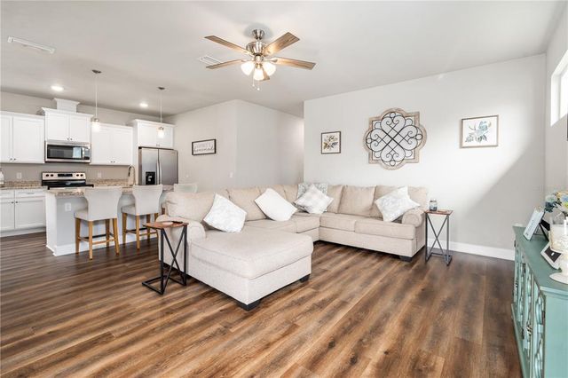 1772 SW 245TH TERRACE, Newberry, FL 32669