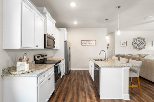 1772 SW 245TH TERRACE, Newberry, FL 32669