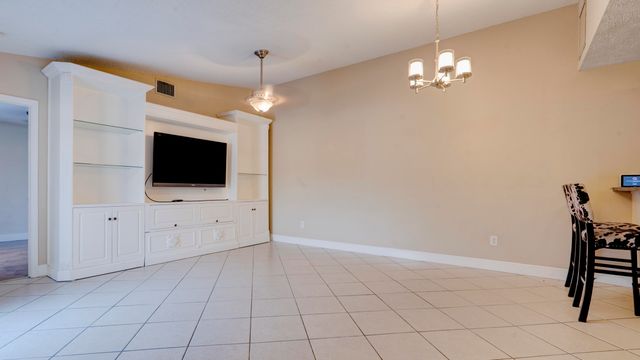 4782 Sunny Palm Circle D, West Palm Beach, FL 33415