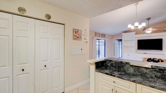 4782 Sunny Palm Circle D, West Palm Beach, FL 33415