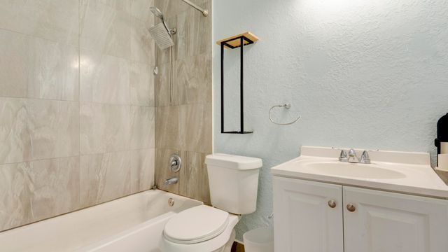 4782 Sunny Palm Circle D, West Palm Beach, FL 33415