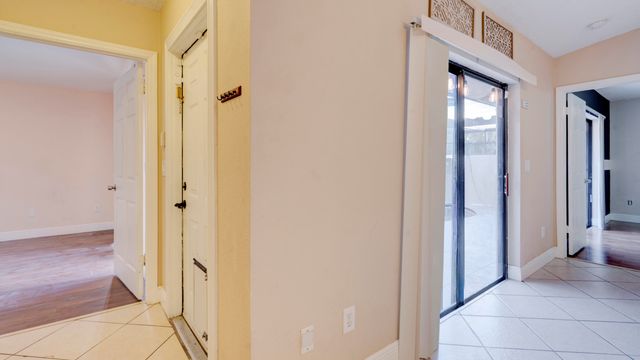 4782 Sunny Palm Circle D, West Palm Beach, FL 33415