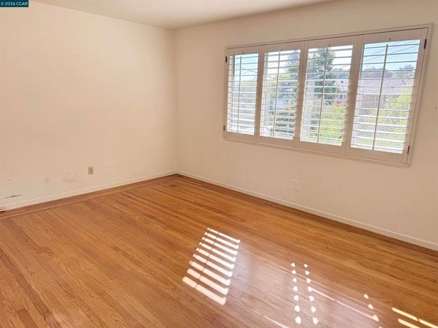3 Rita Way, Orinda, CA 94563
