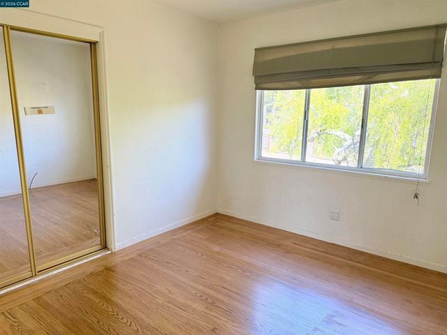 3 Rita Way, Orinda, CA 94563