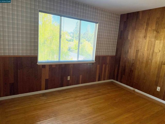 3 Rita Way, Orinda, CA 94563