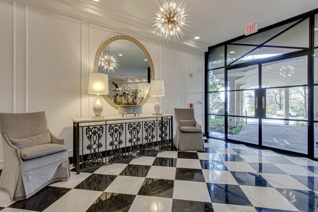 4215 Harding Pike Apt 901, Nashville, TN 37205