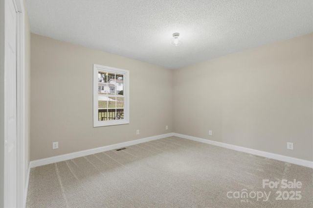 3630 Spencer Lane, Lenoir, NC 28645