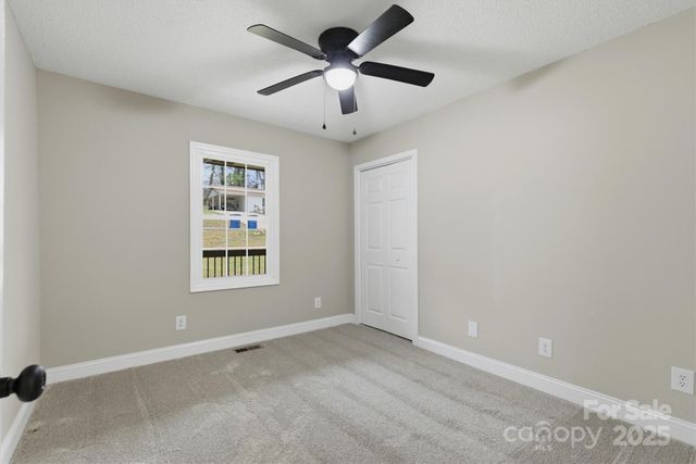 3630 Spencer Lane, Lenoir, NC 28645