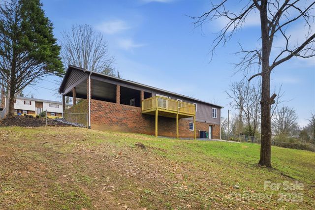 3630 Spencer Lane, Lenoir, NC 28645