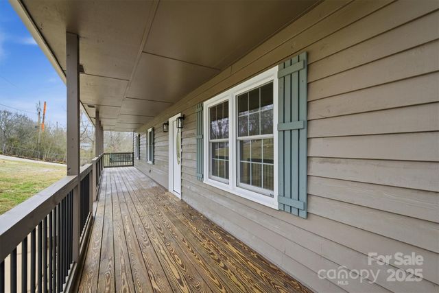 3630 Spencer Lane, Lenoir, NC 28645