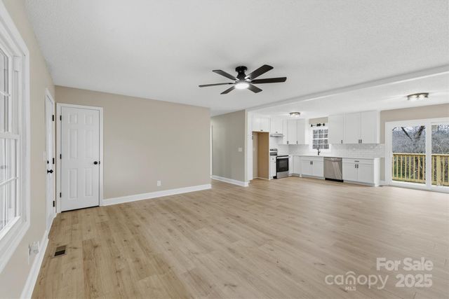 3630 Spencer Lane, Lenoir, NC 28645