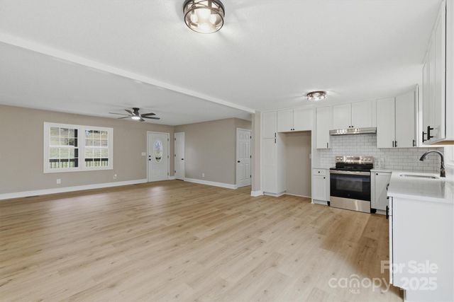 3630 Spencer Lane, Lenoir, NC 28645