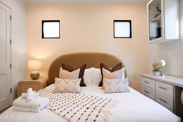 3808 E Fairmount Avenue, Phoenix, AZ 85018