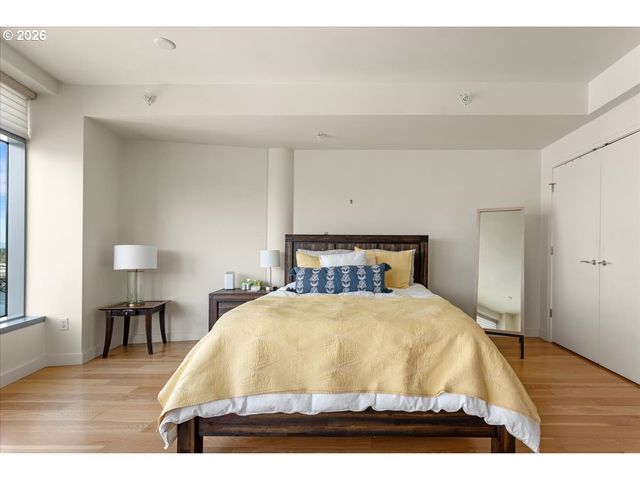 3601 S RIVER Pkwy 2202, Portland, OR 97239