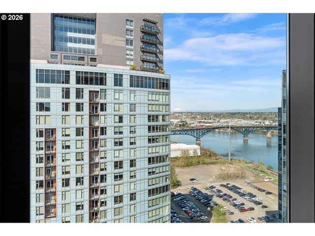 3601 S RIVER Pkwy 2202, Portland, OR 97239