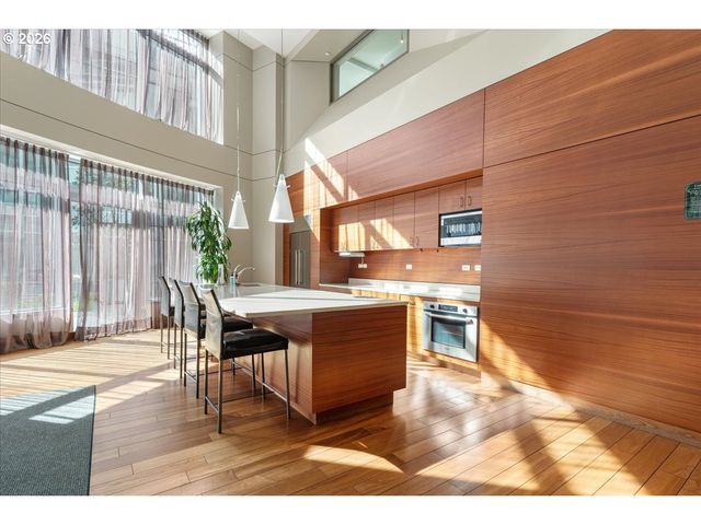 3601 S RIVER Pkwy 2202, Portland, OR 97239