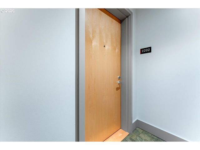 3601 S RIVER Pkwy 2202, Portland, OR 97239