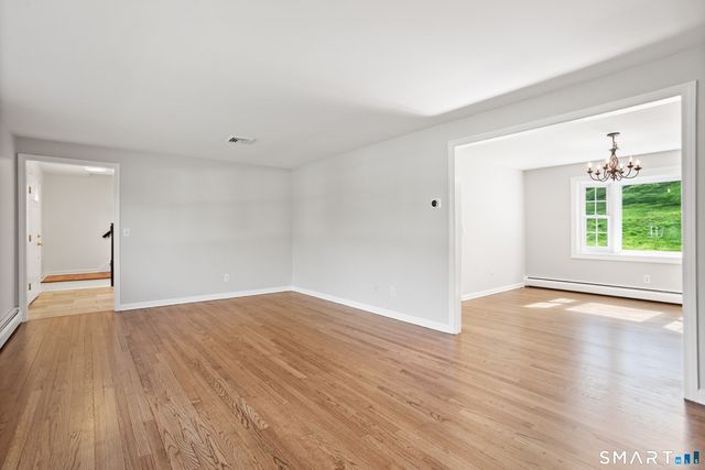 120 Braeside Drive, Hamden, CT 06514