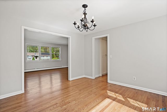 120 Braeside Drive, Hamden, CT 06514