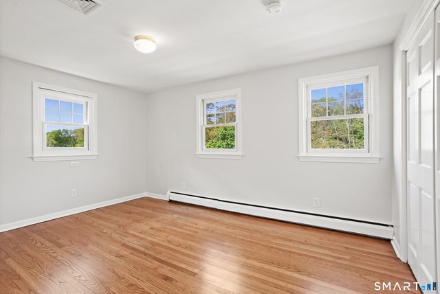 120 Braeside Drive, Hamden, CT 06514