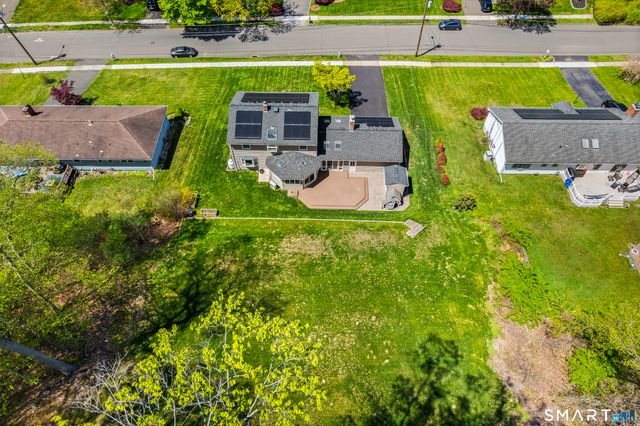 120 Braeside Drive, Hamden, CT 06514
