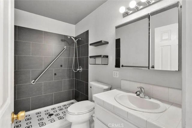 27655 River Rock, Helendale, CA 92342