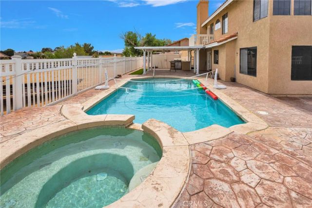 27655 River Rock, Helendale, CA 92342