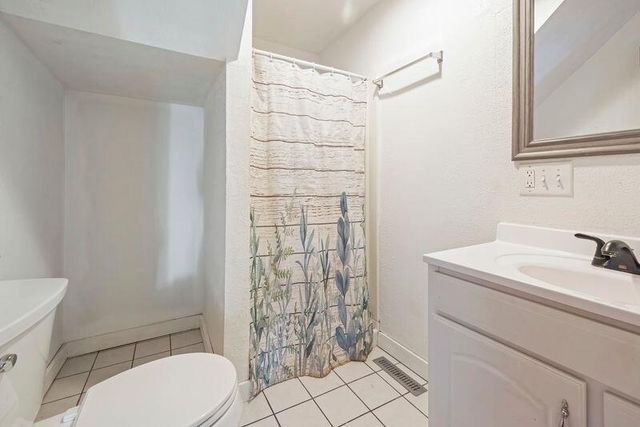 305 C Street, La Porte, IN 46350