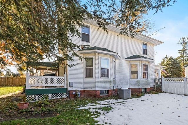 305 C Street, La Porte, IN 46350