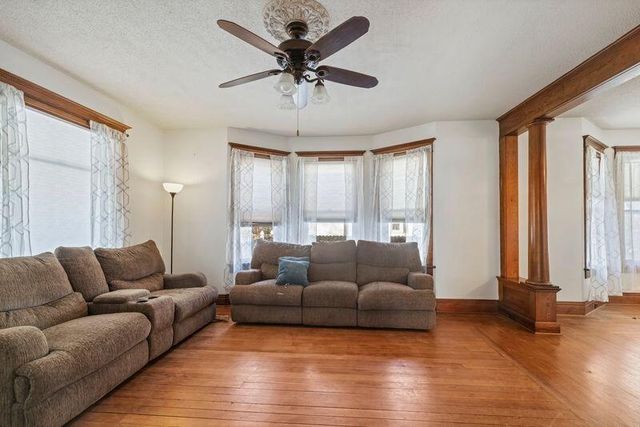 305 C Street, La Porte, IN 46350