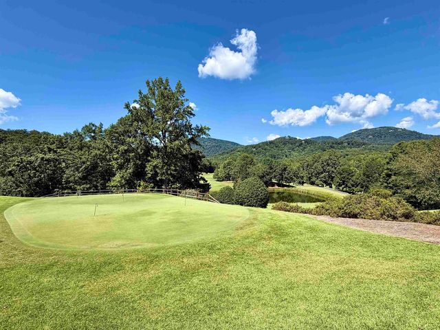 1424 Panther Park Trail, Travelers Rest, SC 29690