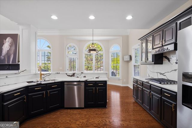 1725 Bucks Club Drive, Alpharetta, GA 30005