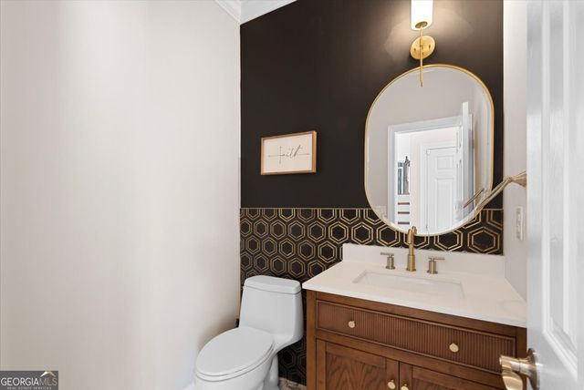 1725 Bucks Club Drive, Alpharetta, GA 30005